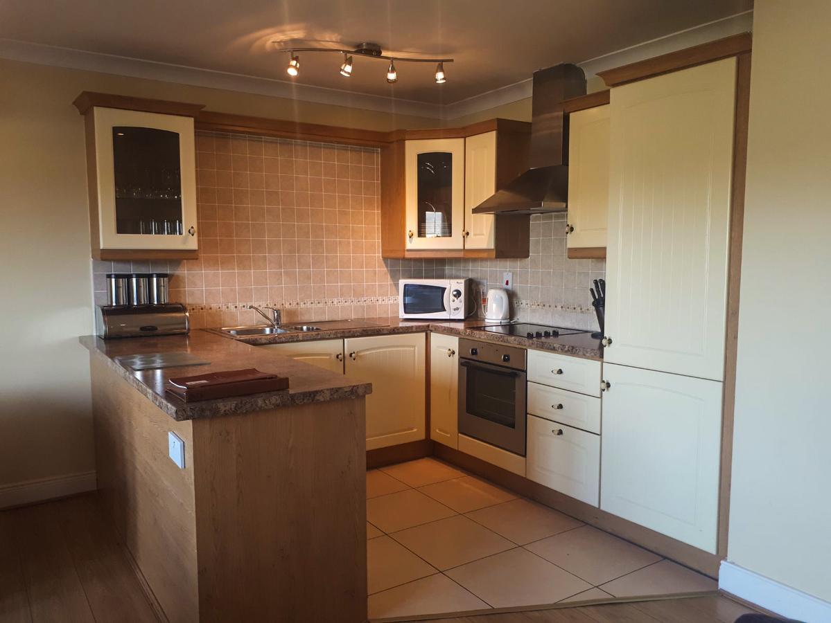 Knightsbrook Hotel Courtyard Accommodation Trim Buitenkant foto